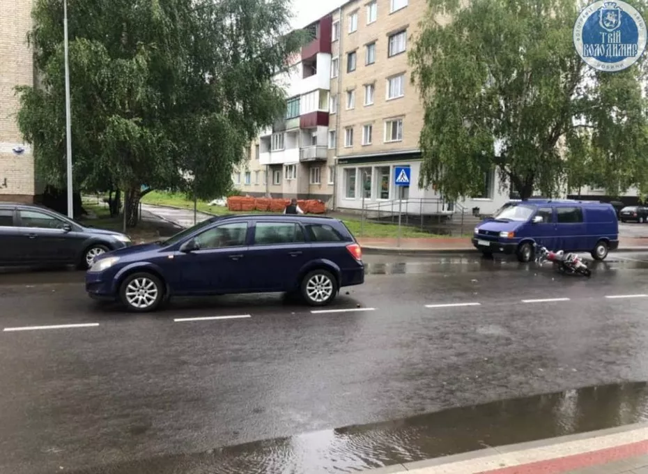 У Володимирі трапилася ДТП за участю мотоцикліста 2