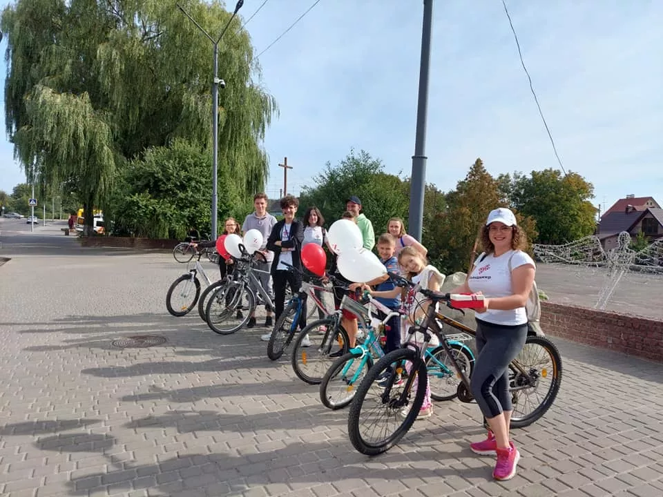 Випускник «Школи маленьких гідів» провів першу велосипедну екскурсію-квест у Володимирі 4