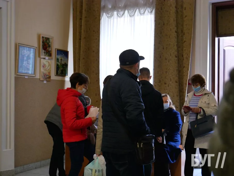 За день в культурно-мистецькому центрі у Володимирі вакцинують близько 150 людей 2