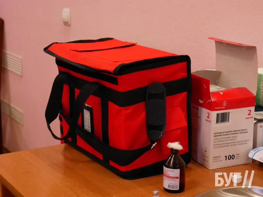 За день в культурно-мистецькому центрі у Володимирі вакцинують близько 150 людей 6