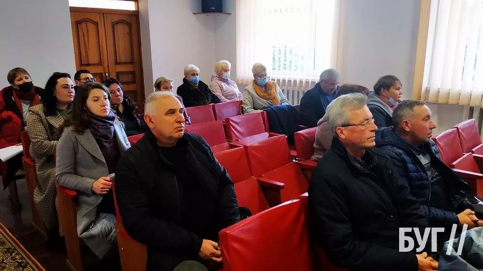 Забрали пів мільйона з ремонту вулиці на зарплату працівникам: в Іваничах перерозподілили бюджетні кошти 3