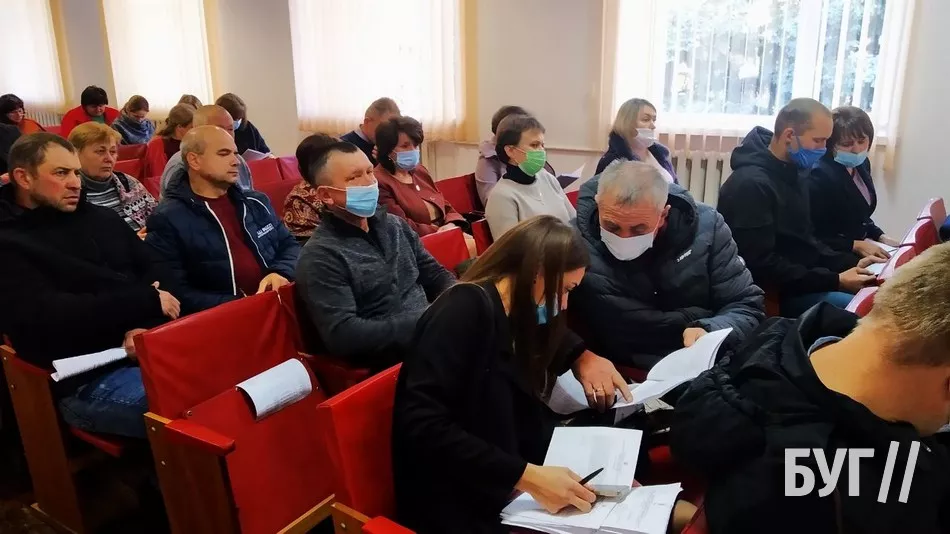 Забрали пів мільйона з ремонту вулиці на зарплату працівникам: в Іваничах перерозподілили бюджетні кошти 5