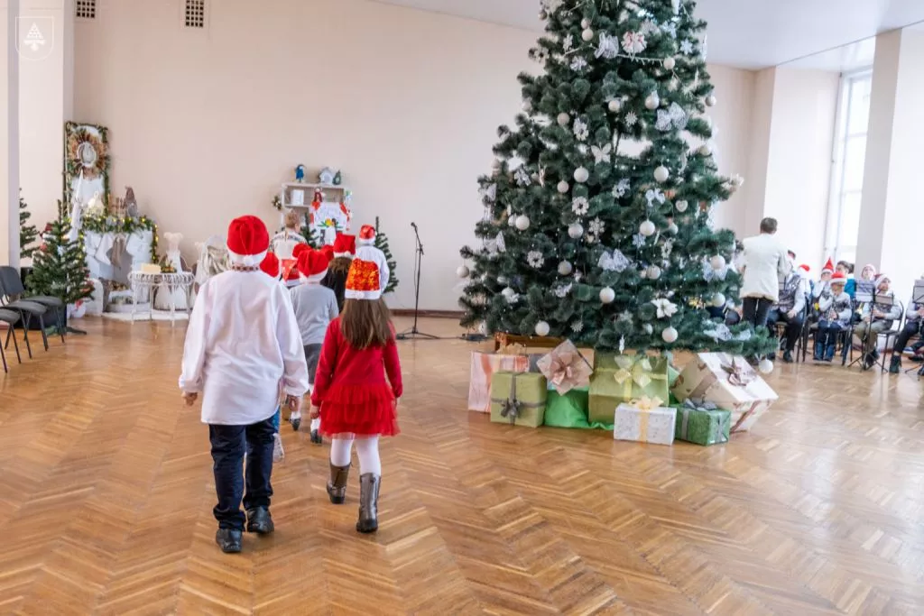 У Нововолинському центрі дитячої та юнацької творчості відкрили світлицю Святого Миколая 4