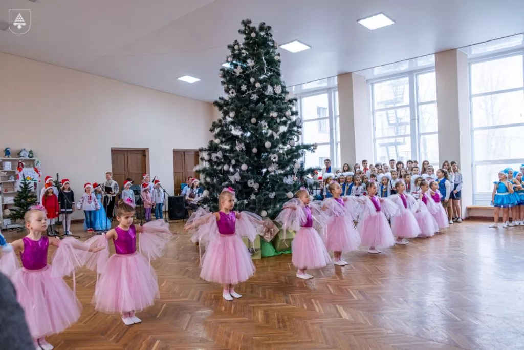У Нововолинському центрі дитячої та юнацької творчості відкрили світлицю Святого Миколая 5