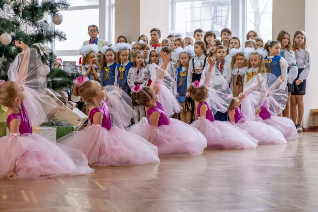 У Нововолинському центрі дитячої та юнацької творчості відкрили світлицю Святого Миколая 6