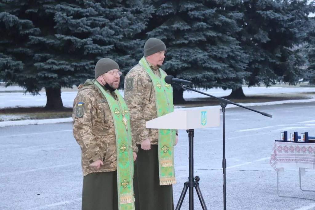 Військових у Володимирі привітали з 30-літтям Збройних Сил України 10