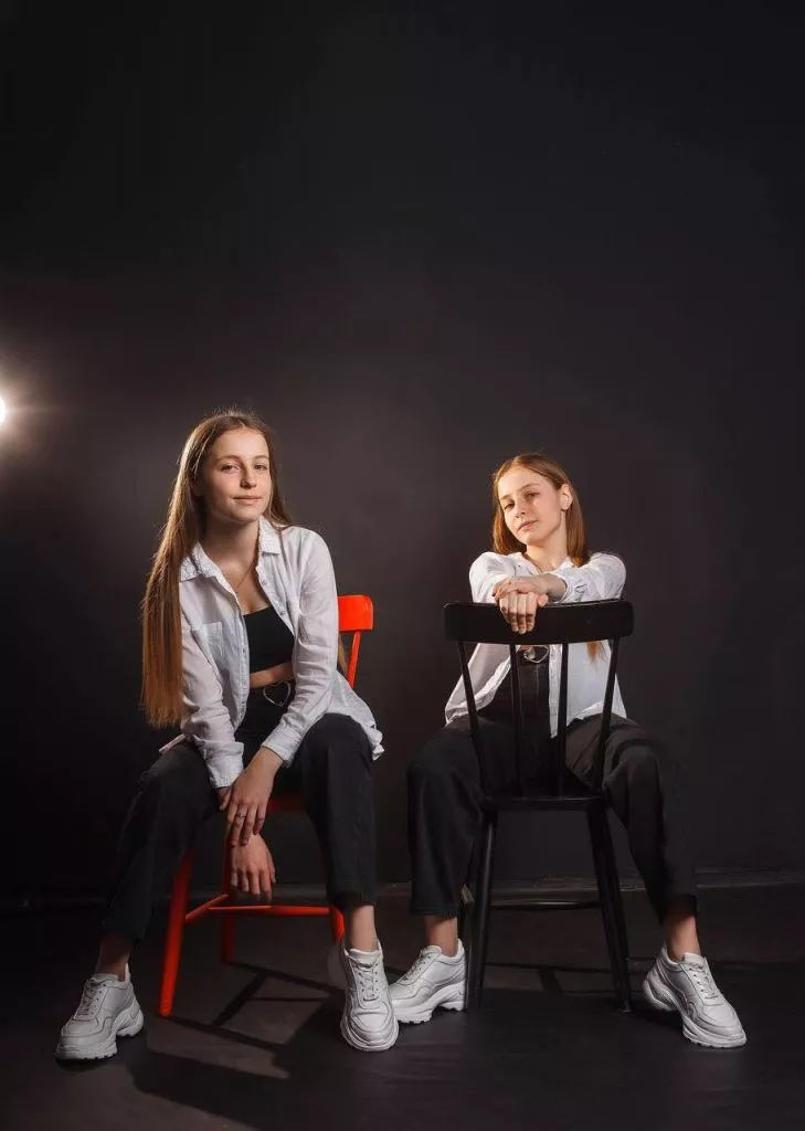 Красуні БУГу: інста-блогерки Катя та Іра Манецькі з Нововолинська 26