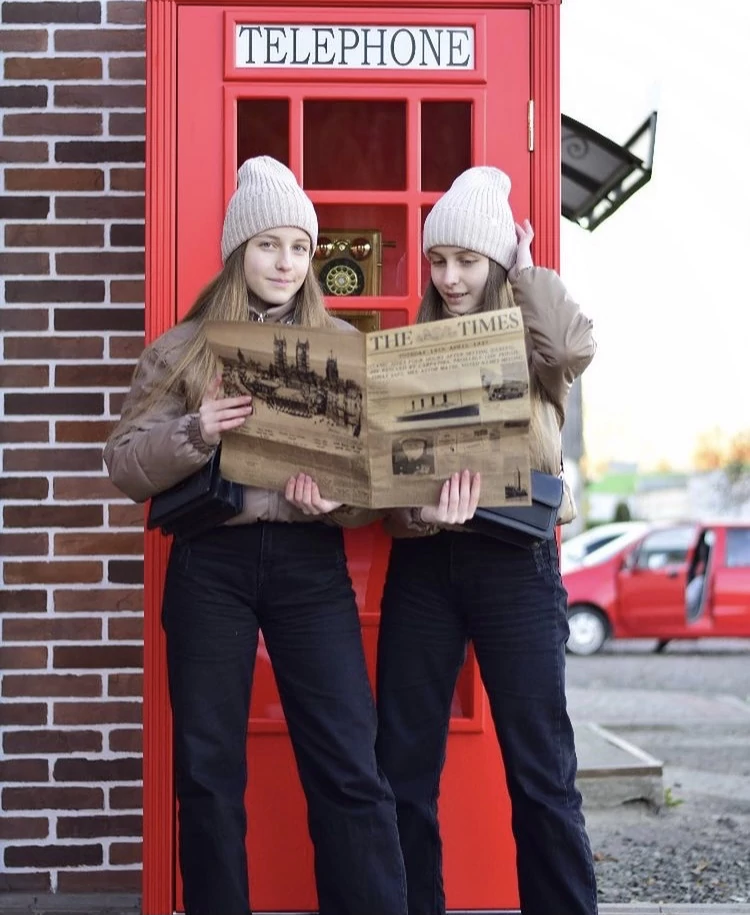 Красуні БУГу: інста-блогерки Катя та Іра Манецькі з Нововолинська 9