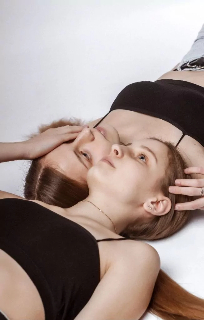 Красуні БУГу: інста-блогерки Катя та Іра Манецькі з Нововолинська 7