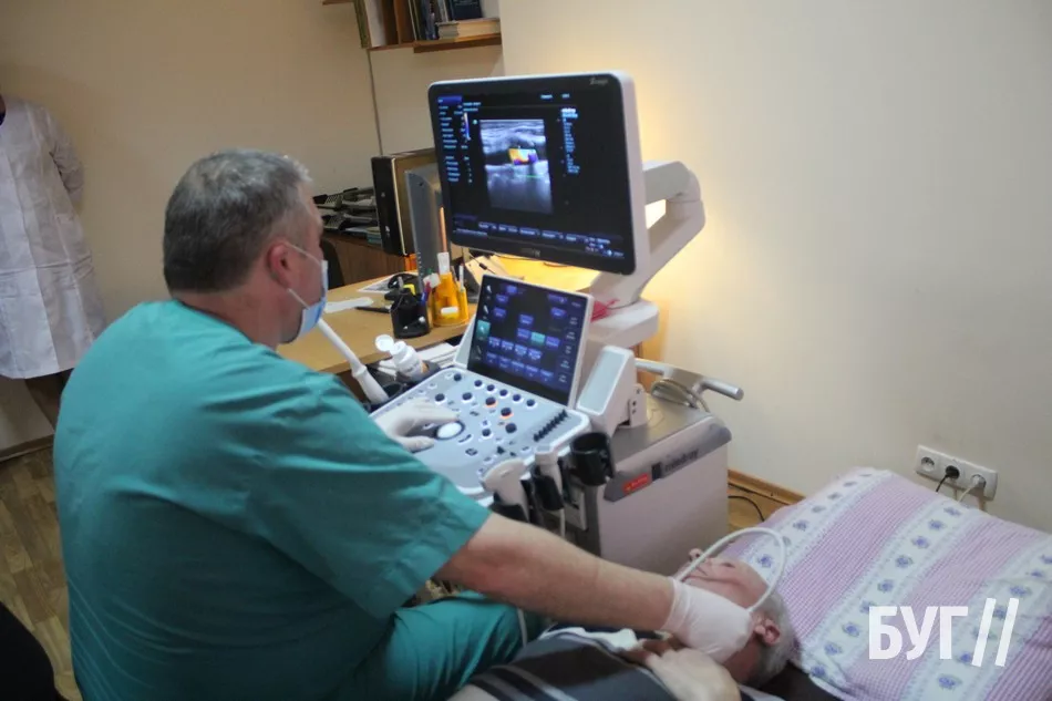 Гуманітарна допомога з Німеччини: Іваничівська лікарня отримала багатофункціональний УЗД-апарат 5