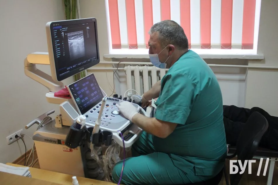 Гуманітарна допомога з Німеччини: Іваничівська лікарня отримала багатофункціональний УЗД-апарат 4