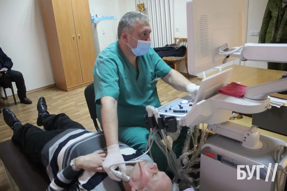 Гуманітарна допомога з Німеччини: Іваничівська лікарня отримала багатофункціональний УЗД-апарат 1