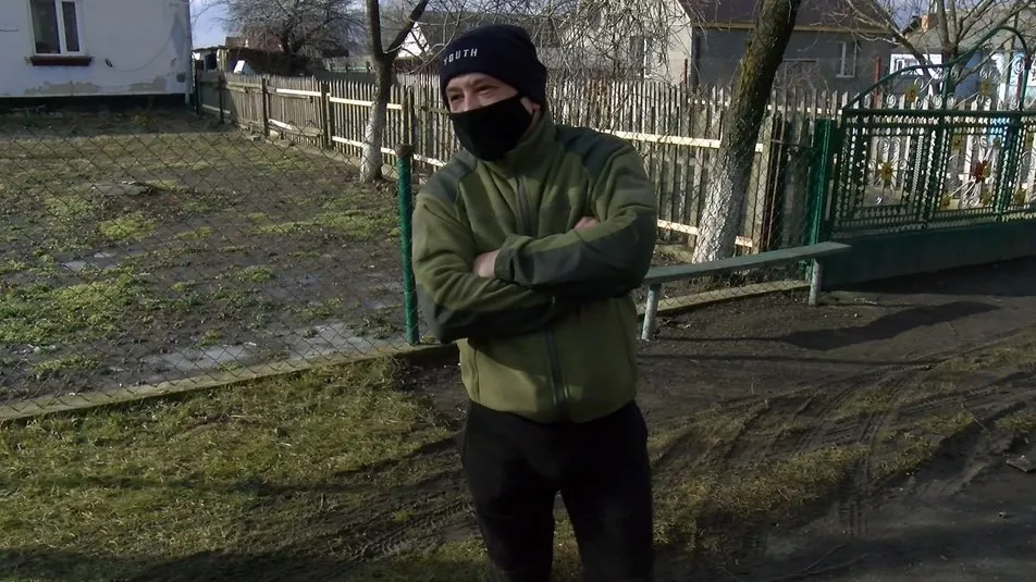 У селі П'ятидні Устилузької громади, де біля школи виявили скаженого пса, почали вакцинувати усіх тварин 1