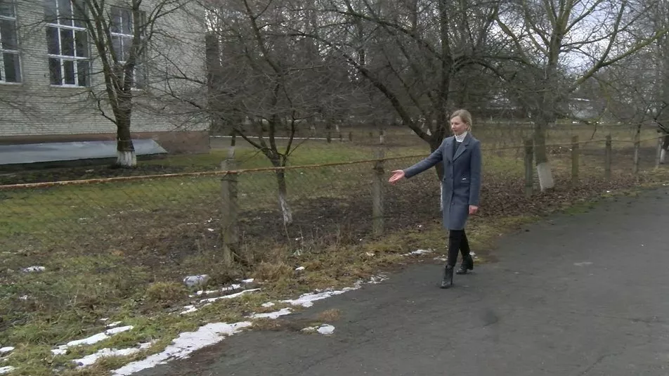 У селі П'ятидні Устилузької громади, де біля школи виявили скаженого пса, почали вакцинувати усіх тварин 2