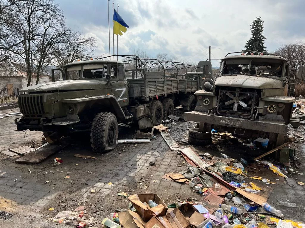 Міністр інфраструктури України опублікував фото зі звільненого Тростянця на Сумщині 2