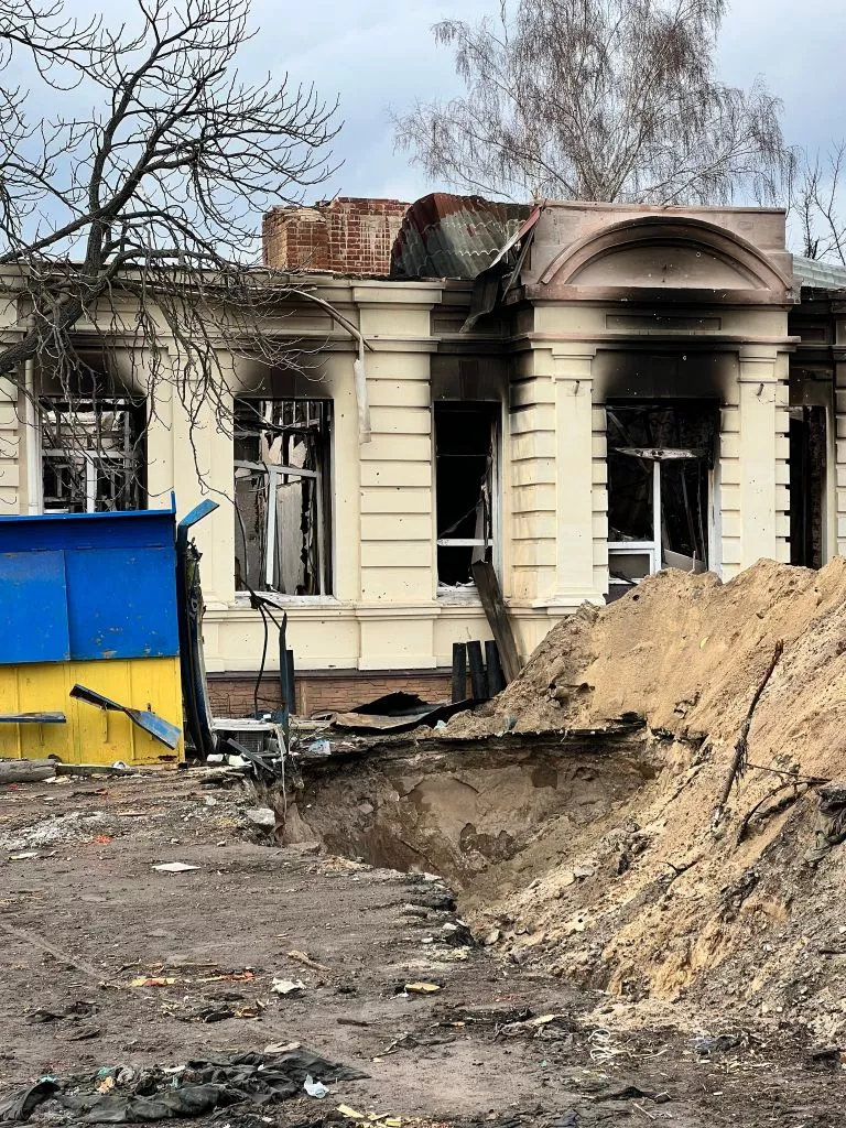 Міністр інфраструктури України опублікував фото зі звільненого Тростянця на Сумщині 7