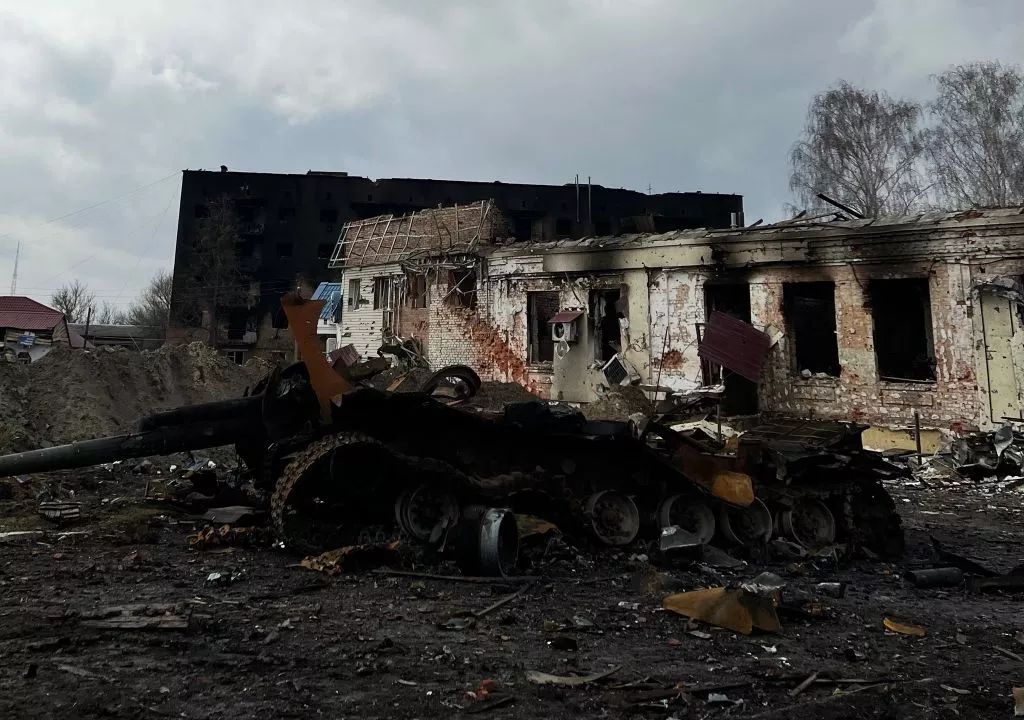 Міністр інфраструктури України опублікував фото зі звільненого Тростянця на Сумщині 9