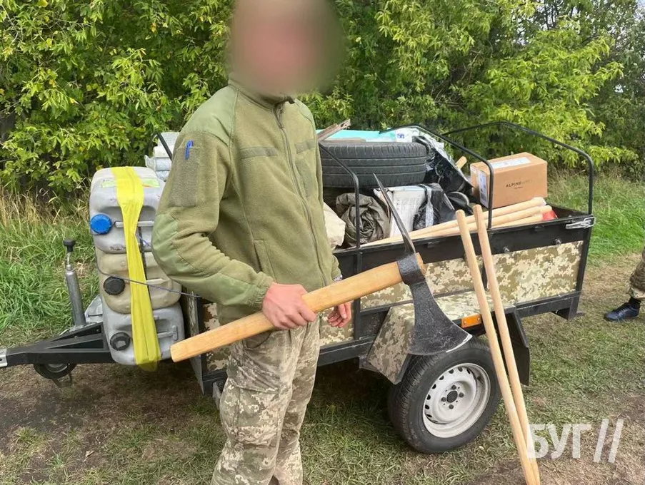 Військовий капелан з Нововолинська відвіз військовим на фронт чергову допомогу 5