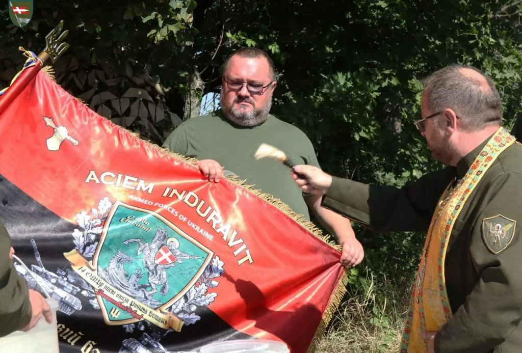 Воїнів 14 Князівської бригади привітали з Днем танкістів 11