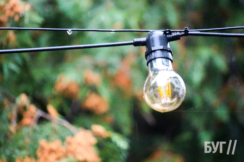 Справжня осінь завітала у місто: як живе Нововолинськ у дощову погоду 6