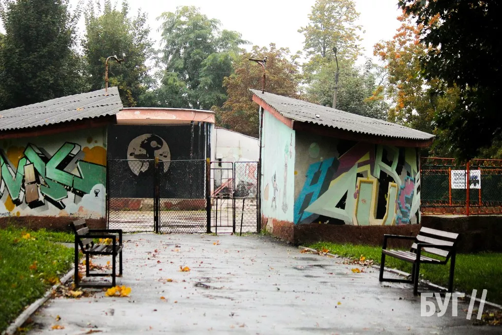 Справжня осінь завітала у місто: як живе Нововолинськ у дощову погоду 5