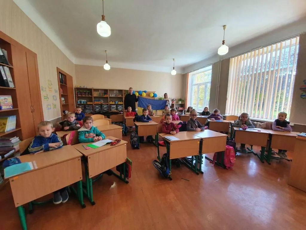 Під час благодійного майстер-класу у Благодатному зібрали 13 тисяч гривень на дрон Захисникам 7