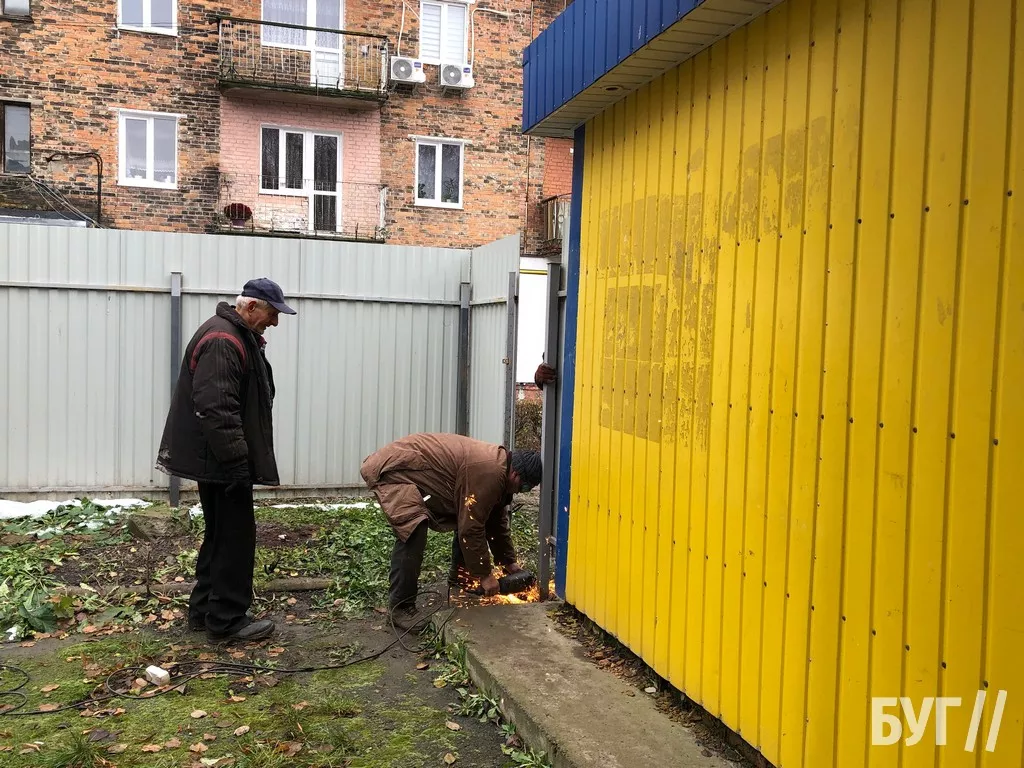 «А вони у нас спитали? Ми проти», — мешканці Шахтарського мікрорайону в Нововолинську не хочуть, щоб ринок демонтовували 14