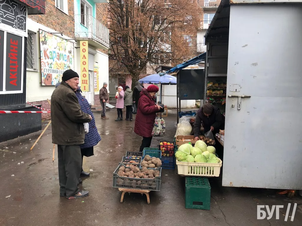 «А вони у нас спитали? Ми проти», — мешканці Шахтарського мікрорайону в Нововолинську не хочуть, щоб ринок демонтовували 7