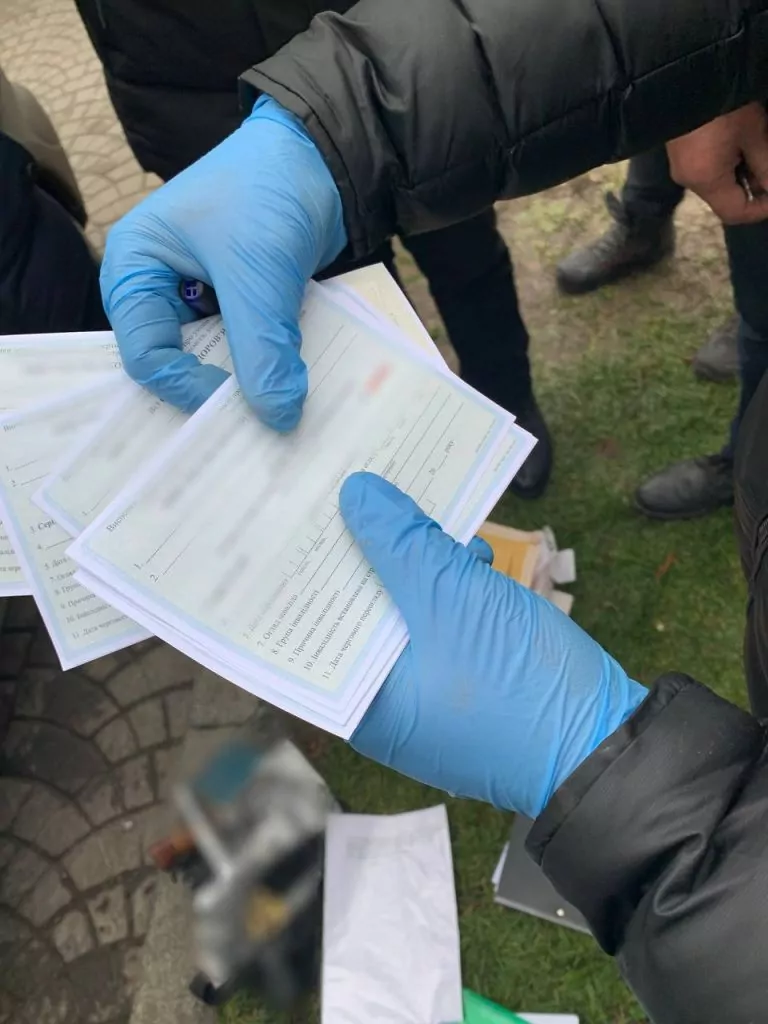 Житель Луцького району за 2500 доларів переправляв ухилянтів за кордон: зловмисника затримали 4