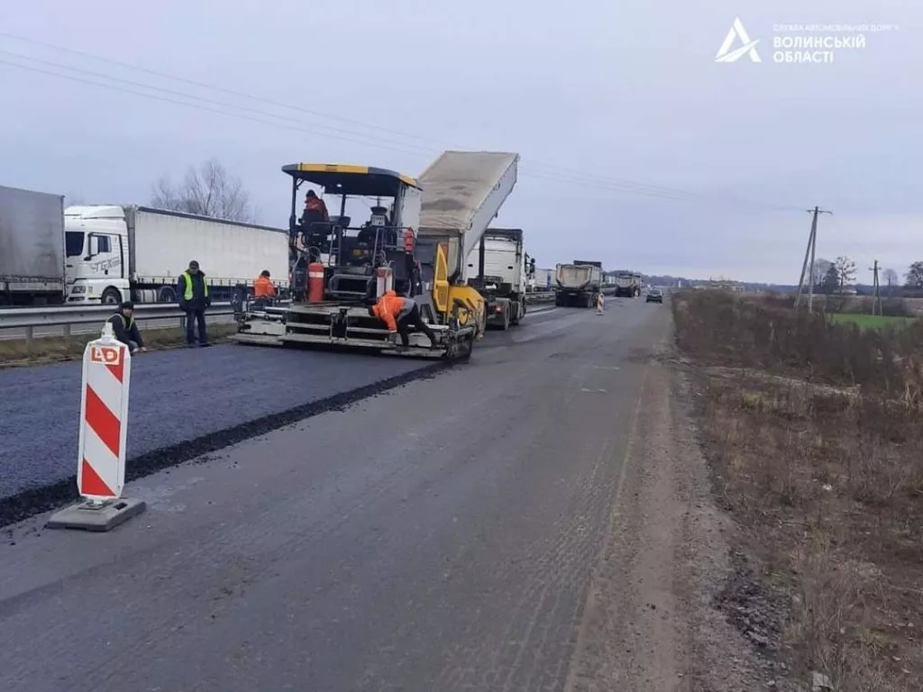 На під'їзді до пункту пропуску «Ягодин» ремонтують дорогу 1