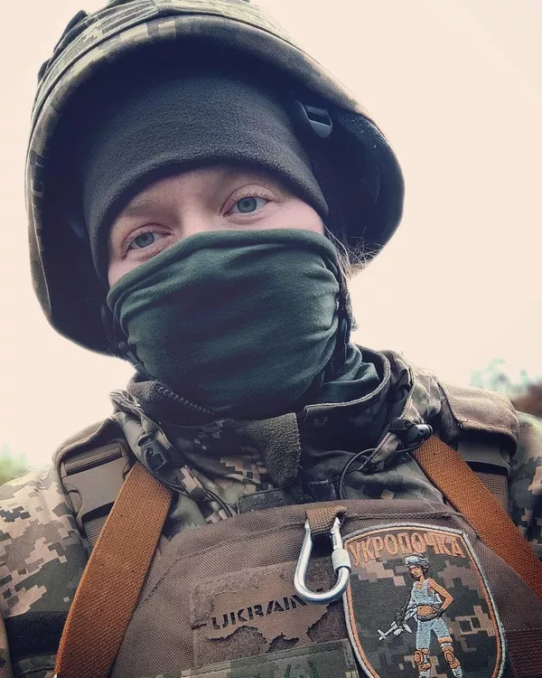 «Мені 24, і все, що я вмію, – воювати»: бойовий шлях Каті, старшого медика роти 14 омбр 3