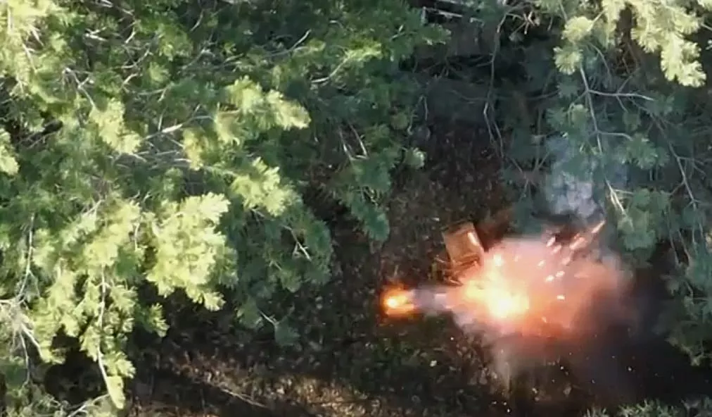 Воїни 14 бригади знищили ворожі боєприпаси 3