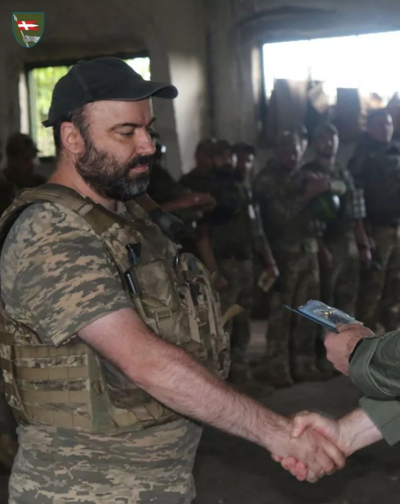 Воїни 14 бригади отримали нагороди з рук командира 3