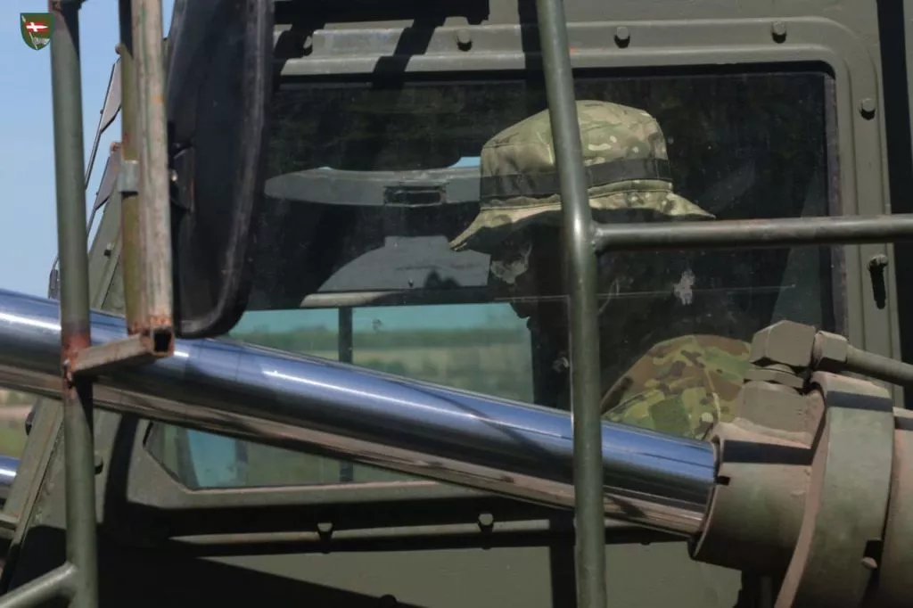 Бійці 14 бригади показали, як працюють на передовій 4