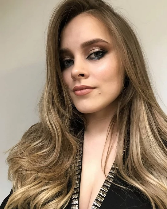 Красуня БУГу: майстриня прикрас із Зимнівської громади Анжела Студент 20