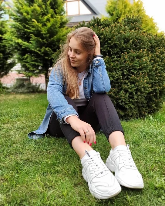 Красуня БУГу: майстриня прикрас із Зимнівської громади Анжела Студент 28