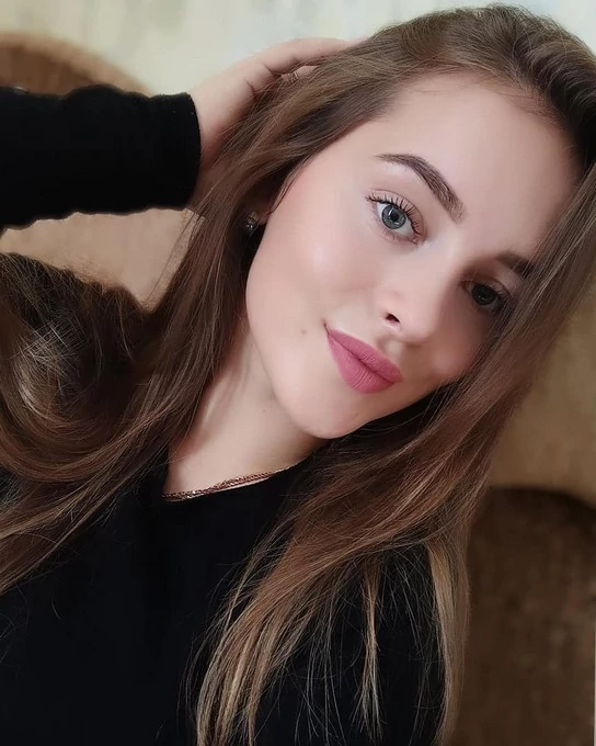 Красуня БУГу: майстриня прикрас із Зимнівської громади Анжела Студент 31