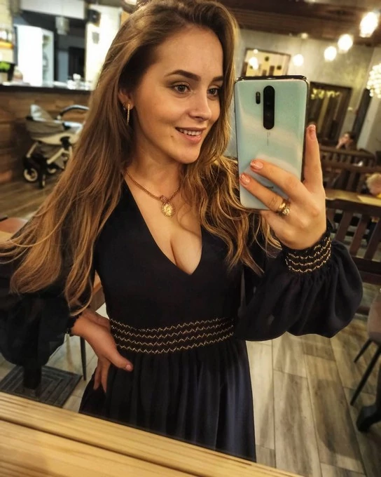 Красуня БУГу: майстриня прикрас із Зимнівської громади Анжела Студент 35