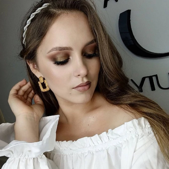 Красуня БУГу: майстриня прикрас із Зимнівської громади Анжела Студент 37