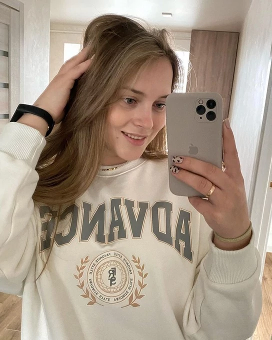 Красуня БУГу: майстриня прикрас із Зимнівської громади Анжела Студент 48