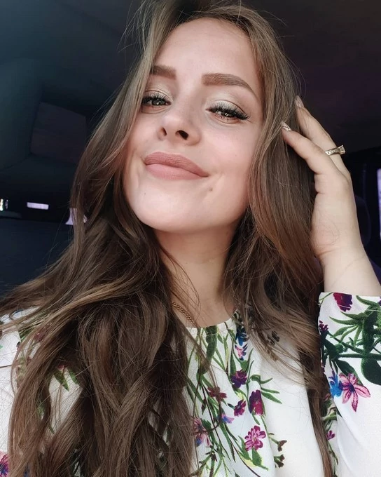 Красуня БУГу: майстриня прикрас із Зимнівської громади Анжела Студент 8