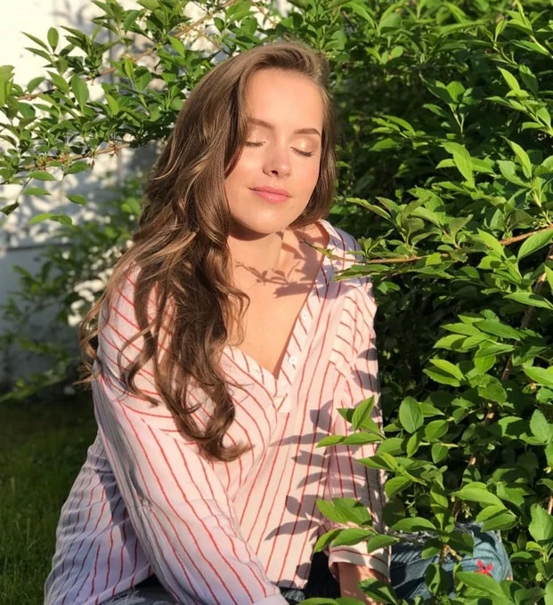 Красуня БУГу: майстриня прикрас із Зимнівської громади Анжела Студент 10