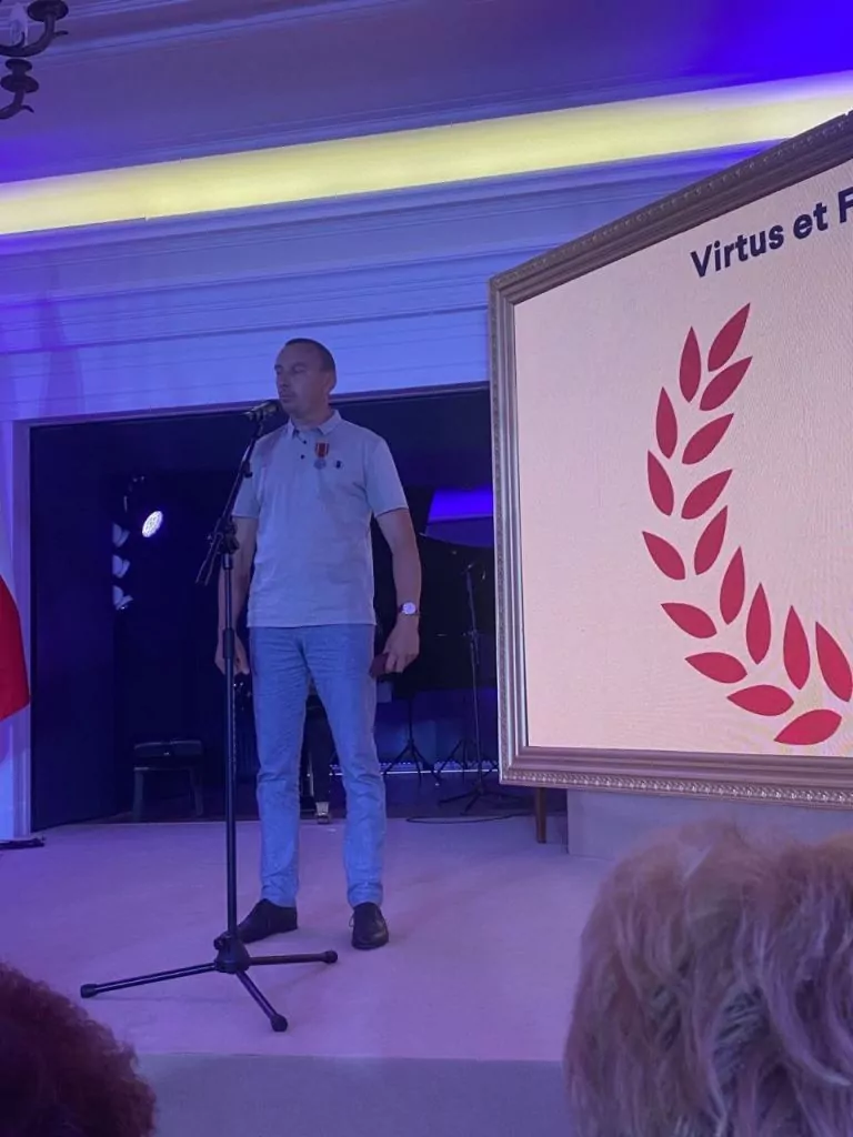 Ексголова Рівненської громади за допомогу полякам отримав медаль «Virtus et Fraternitas» 7