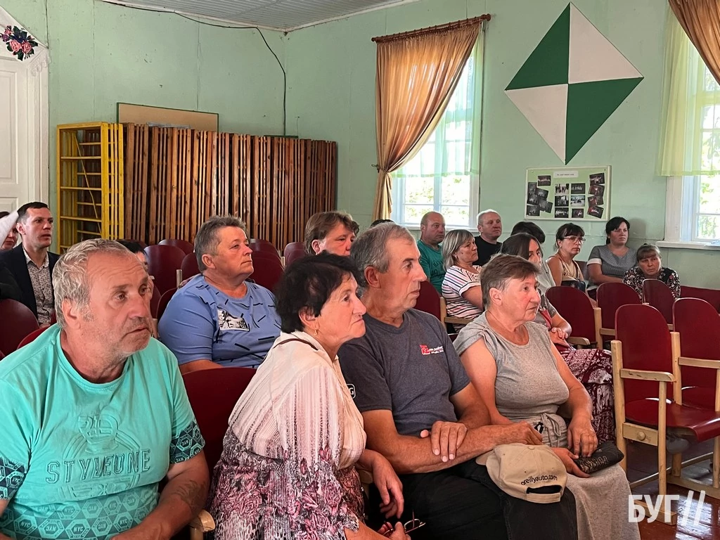 У Поромівській громаді відбулись громадські слухання щодо перейменування села Петрове 8