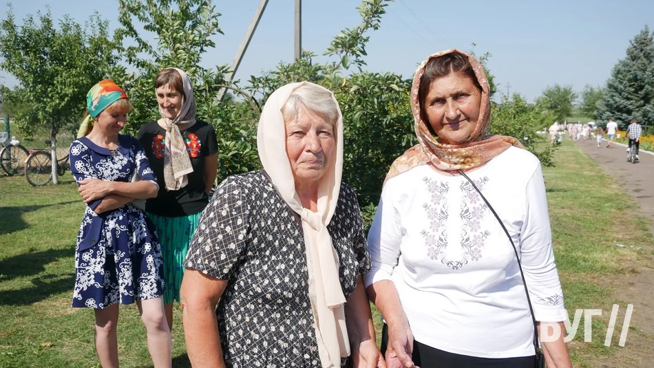 Мешканці Іванич відзначили Спаса освяченням букетиків та фруктових кошиків: фоторепортаж 85