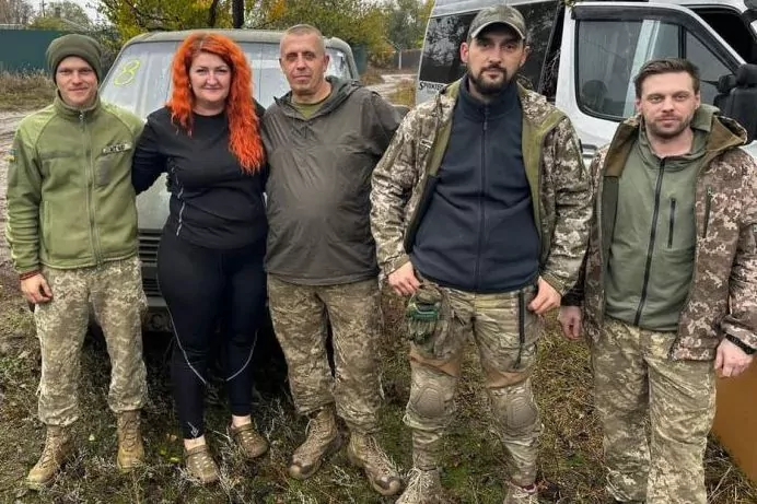 Здійснили близько сотні поїздок на передову: історія волонтерського подружжя Куценків з Литовезької громади 2