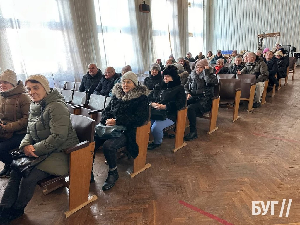 Ще вісім років по 30 млн грн: пенсіонери прийшли на зустріч у Нововолинську міськраду щодо тарифів на воду 1