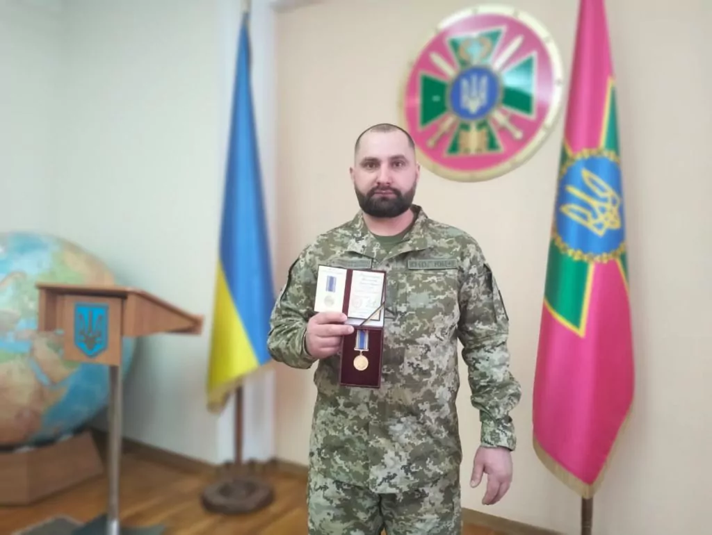 Троє прикордонників з Волині отримали державні нагороди 6