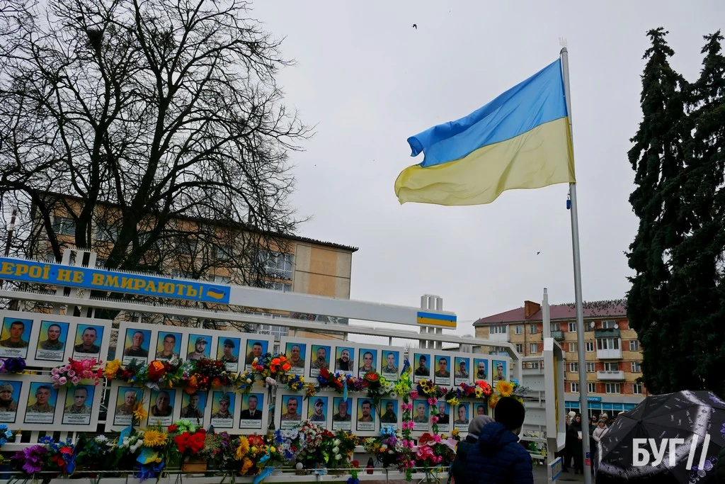 Навіки у строю: родинам полеглих Героїв 14 бригади з Володимирського району вручили посмертні відзнаки 15