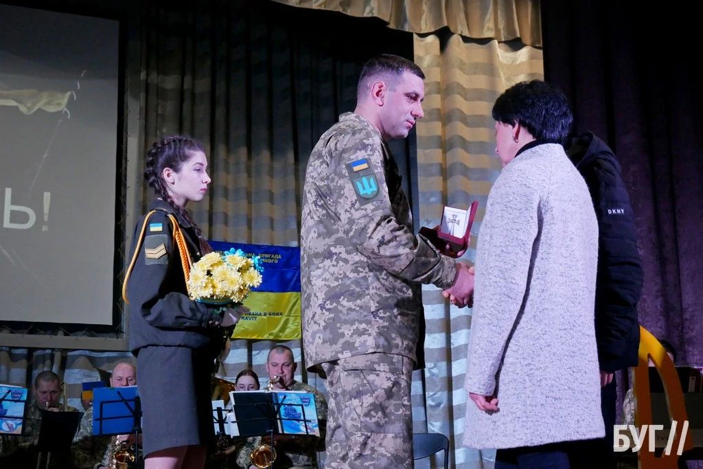 Навіки у строю: родинам полеглих Героїв 14 бригади з Володимирського району вручили посмертні відзнаки 29